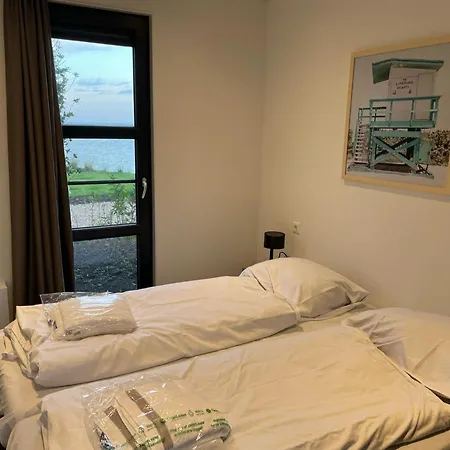Traum Chalet Am Ijsselmeer Feriehus Enkhuizen